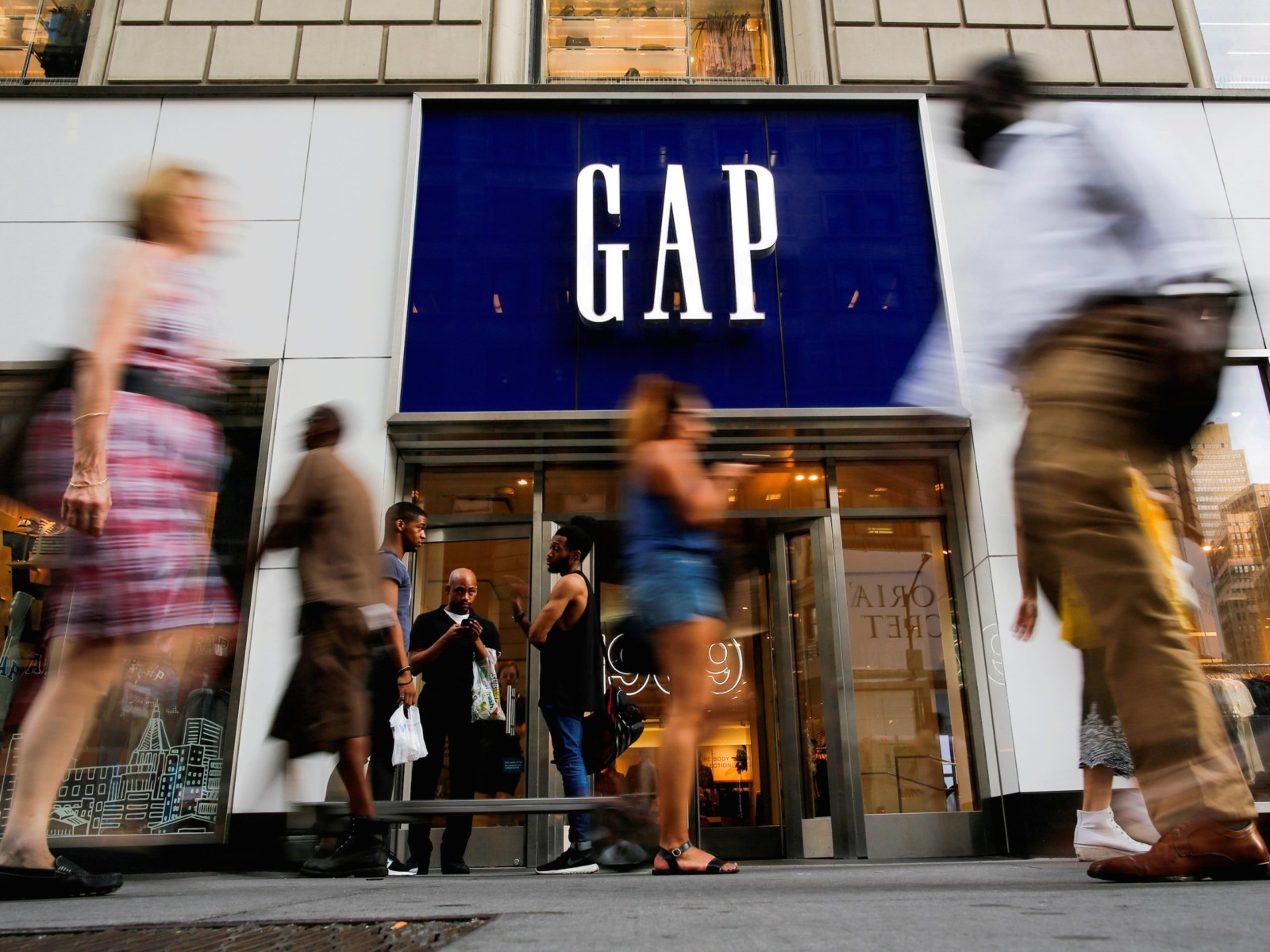 27 things to buy — and 14 things to leave behind — at Banana Republic, Old Navy, and Gap